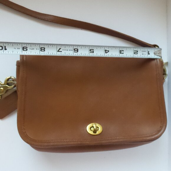 Vintage Coach bag 9755 - Picture 13 of 16